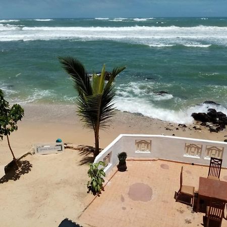 Lavendish Beach Resort أونا واتونا المظهر الخارجي الصورة