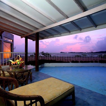 Lavendish Beach Resort أونا واتونا المظهر الخارجي الصورة