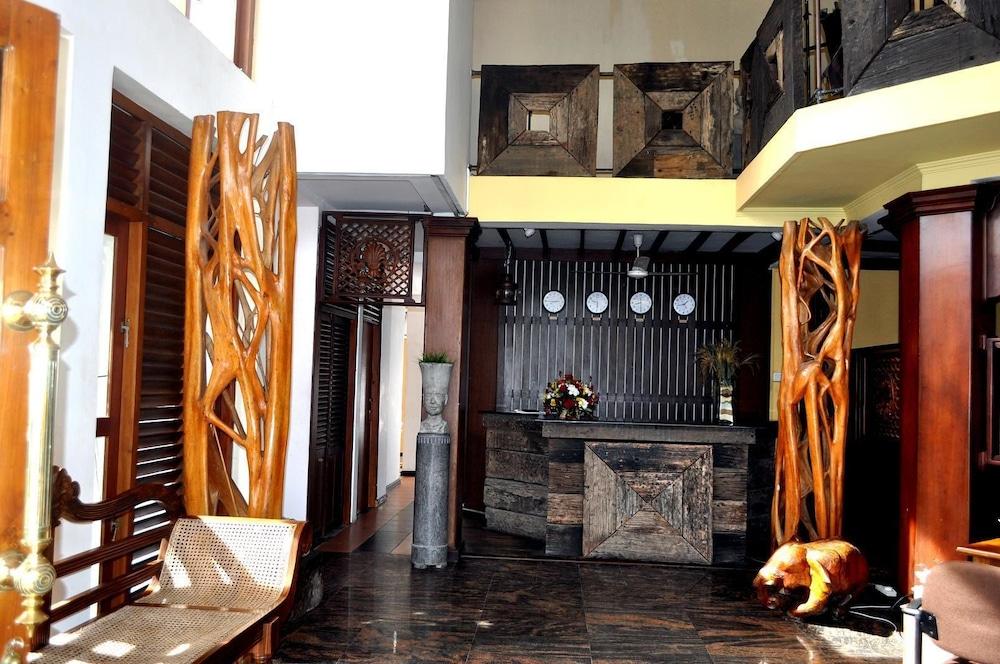 Lavendish Beach Resort أونا واتونا المظهر الخارجي الصورة