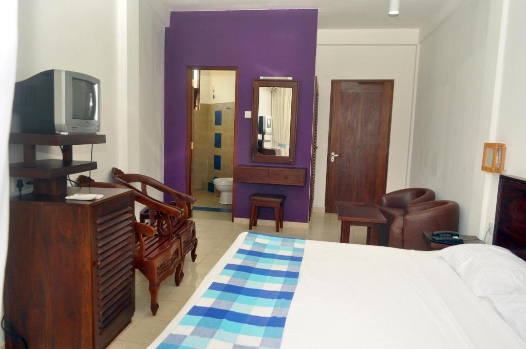 Lavendish Beach Resort أونا واتونا المظهر الخارجي الصورة