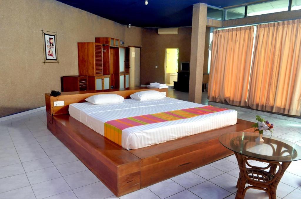 Lavendish Beach Resort أونا واتونا المظهر الخارجي الصورة