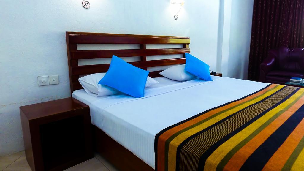 Lavendish Beach Resort أونا واتونا المظهر الخارجي الصورة