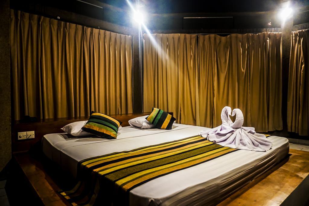Lavendish Beach Resort أونا واتونا المظهر الخارجي الصورة
